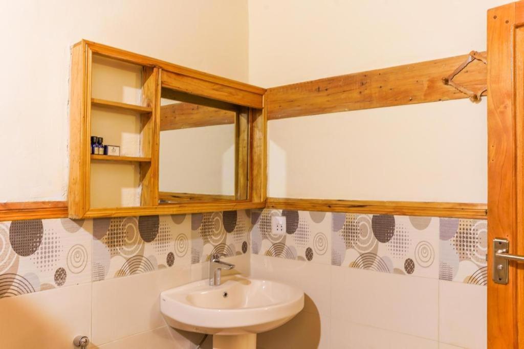 Walnut Heights By Roomy, Kalam المظهر الخارجي الصورة